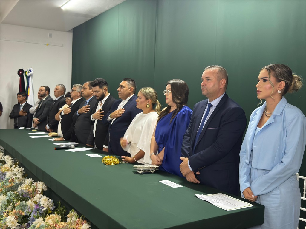 Posse da Mesa Diretora da Câmara Municipal de Aparecida Bienio 2025-2026